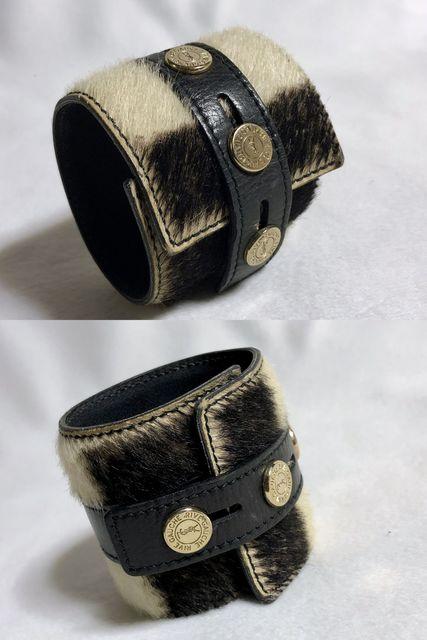 K  Yves Saint LaurentCT[ YSLS{^@nR@U[uXbg@oO  uh 