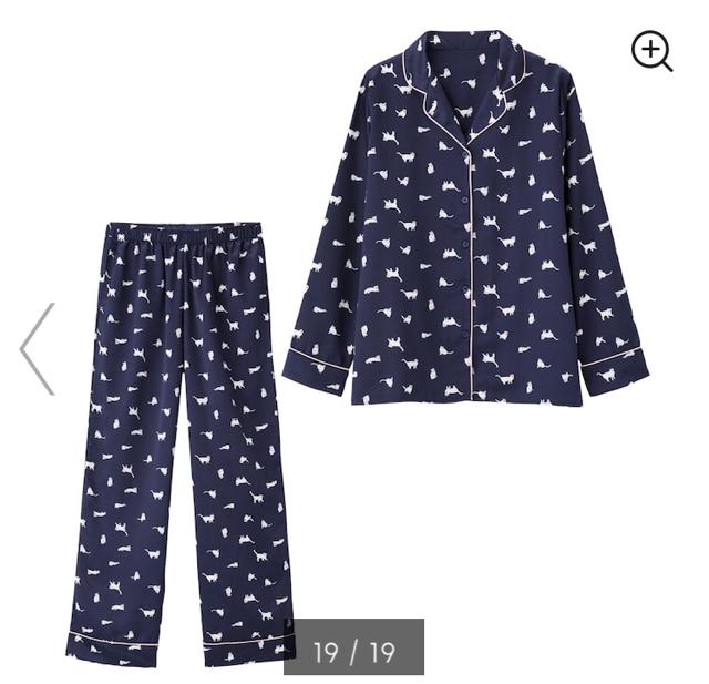 GU・猫リボンキャット柄ネイビーサテン長袖パジャマ < ブランド GU・猫リボンキャット柄ネイビーサテン長袖パジャマ < ブランドの