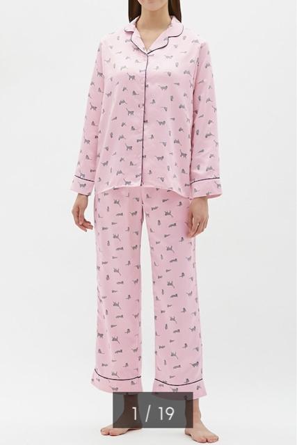 GU・猫リボンキャット柄ネイビーサテン長袖パジャマ < ブランド GU・猫リボンキャット柄ネイビーサテン長袖パジャマ < ブランドの