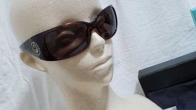 正規未 ティファニー T&Co. ロゴ フルフレームサングラス 茶 2連リング石 エターナルサークル ジュエリーアイウェア 付属有 < ブランド  正規未 ティファニー T&Co. ロゴ フルフレームサングラス 茶 2連リング石 エターナルサークル ジュエリーアイウェア 付属有 < ブランドの