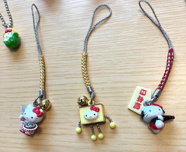 ハローキティご当地ストラップ☆12個まとめ売り < おもちゃ  ハローキティご当地ストラップ☆12個まとめ売り < おもちゃの