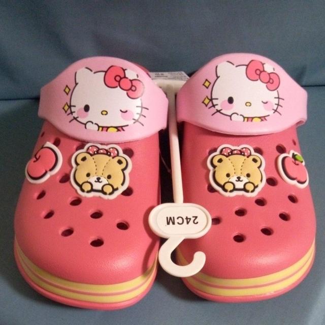サンリオ ハローキティ EVAサンダル 24p < おもちゃ サンリオ ハローキティ EVAサンダル 24p < おもちゃの