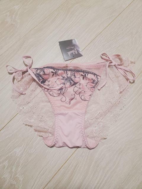 �ߗ�  �� �����t�@�b�V������ 