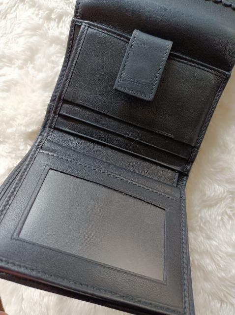 Ferragamoヴィラ★三つ折り財布★素敵★美品★カード沢山収納便利★フェラガモ★ < 女性ファッション  Ferragamoヴィラ★三つ折り財布★素敵★美品★カード沢山収納便利★フェラガモ★ < 女性ファッションの