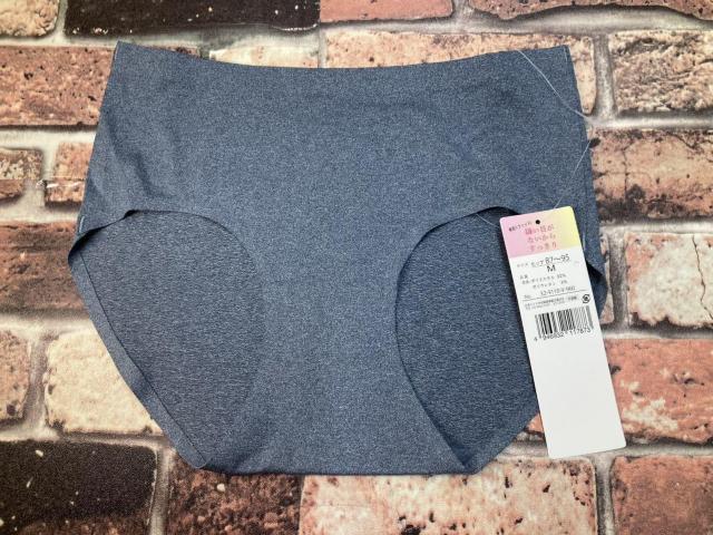 『3色から2枚組』縫い目が無いのでアウターにひびきにくい&優れたストレッチで素肌にフィット!シームレスショーツ < 女性ファッション  『3色から2枚組』縫い目が無いのでアウターにひびきにくい&優れたストレッチで素肌にフィット!シームレスショーツ < 女性ファッションの