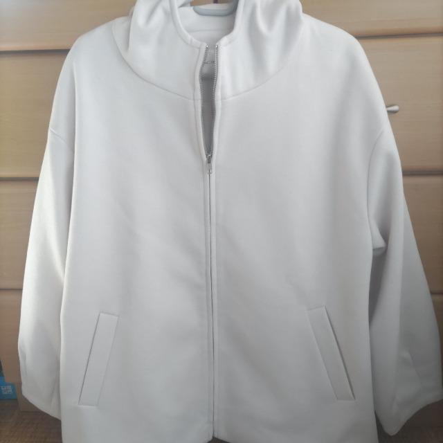 ハニーズ フードブルゾン < 女性ファッション ハニーズ フードブルゾン < 女性ファッションの