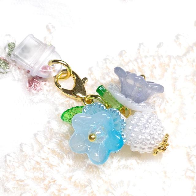 ハンドメイド☆コネクターキャップ☆type-C専用☆お花 水色グレー < 女性ファッション ハンドメイド☆コネクターキャップ☆type-C専用☆お花 水色グレー < 女性ファッションの