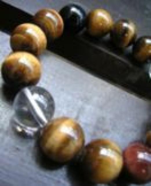 ☆即決☆14ミリ玉3色タイガーアイx水晶ブレスレット < 男性アクセサリー/時計 ☆即決☆14ミリ玉3色タイガーアイx水晶ブレスレット < 男性アクセサリー/時計の