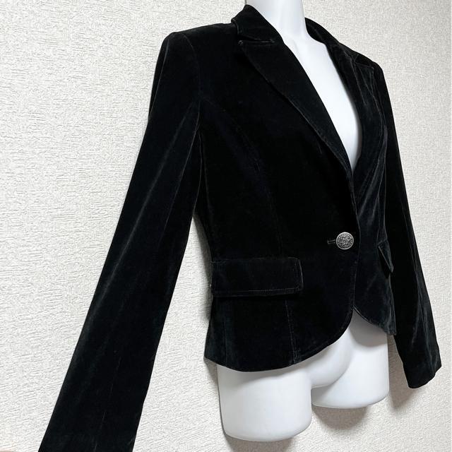 着回し◎フロック加工エンブレム装飾ボタン付ジャケット < 女性ファッション  着回し◎フロック加工エンブレム装飾ボタン付ジャケット < 女性ファッションの