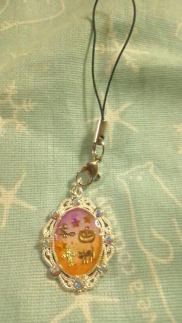 ハロウィン ストラップ c レジン ハンドメイド かぼちゃ 魔女 猫 十字架 < 女性ファッション  ハロウィン ストラップ c レジン ハンドメイド かぼちゃ 魔女 猫 十字架 < 女性ファッションの