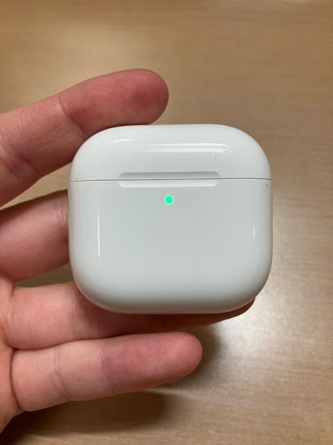 AirPods 4 ANeBumCYLZO   łB 