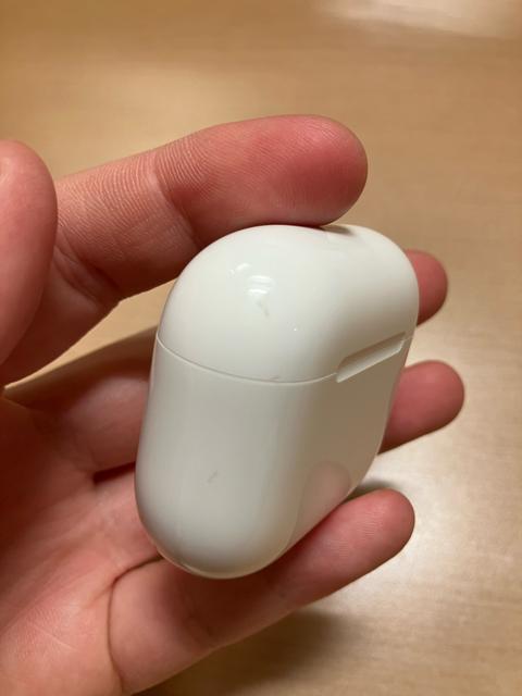 AirPods 4 ANeBumCYLZO   łB