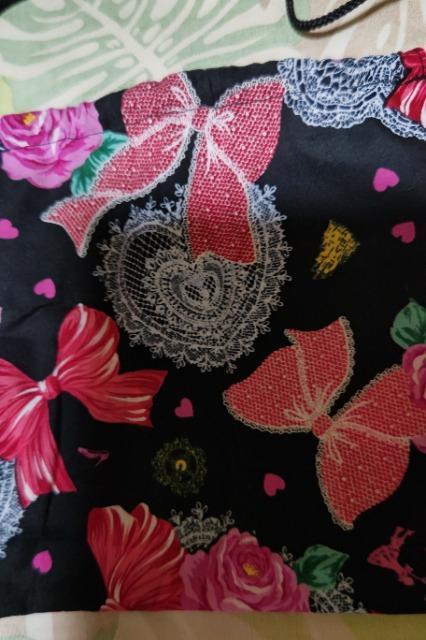 ★新品黒×薔薇リボンハートレースラメ入シンデレラ柄給食巾着袋2点セット < キッズ/ベビー ★新品黒×薔薇リボンハートレースラメ入シンデレラ柄給食巾着袋2点セット < キッズ/ベビーの