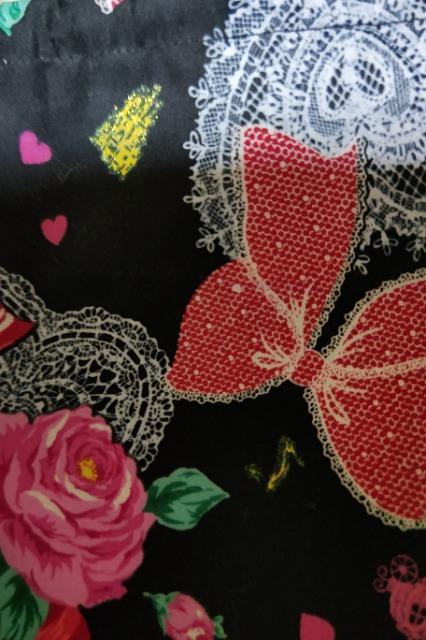 ★新品黒×薔薇リボンハートレースラメ入シンデレラ柄給食巾着袋2点セット < キッズ/ベビー ★新品黒×薔薇リボンハートレースラメ入シンデレラ柄給食巾着袋2点セット < キッズ/ベビーの