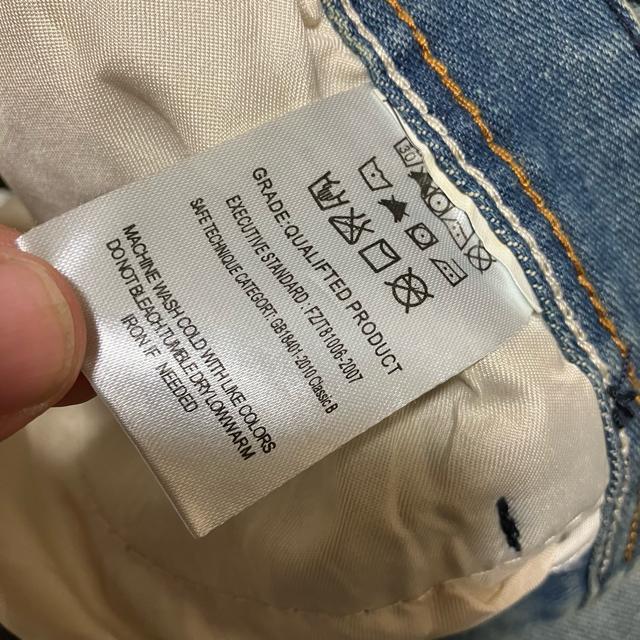 【ノーブランド扱い】 ストレートデニム / ダメージ加工 & ペイント / M < 男性ファッション  【ノーブランド扱い】 ストレートデニム / ダメージ加工 & ペイント / M < 男性ファッションの