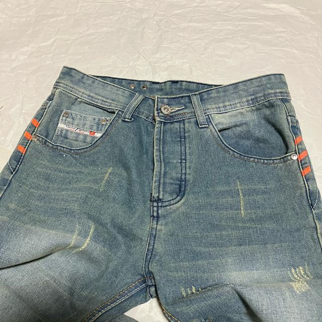 【ノーブランド扱い】 ストレートデニム / ダメージ加工 & ペイント / M < 男性ファッション  【ノーブランド扱い】 ストレートデニム / ダメージ加工 & ペイント / M < 男性ファッションの