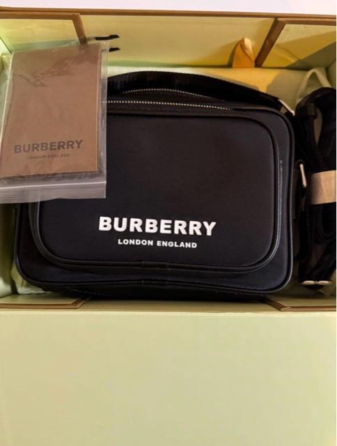 Burberry パディバッグ ショルダーバッグ カメラバッグ バーバリー < ブランド Burberry パディバッグ ショルダーバッグ カメラバッグ バーバリー < ブランドの