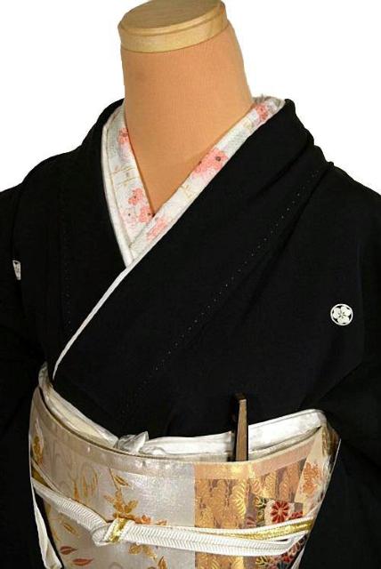 黒留袖 最高峰 新品同様 十日町友禅作家 岡村蒼風 暈し染め 風景文 花柄 比翼付 身丈157.5cm 裄丈63cm T3678 < 女性ファッション 黒留袖 最高峰 新品同様 十日町友禅作家 岡村蒼風 暈し染め 風景文 花柄 比翼付 身丈157.5cm 裄丈63cm T3678 < 女性ファッションの