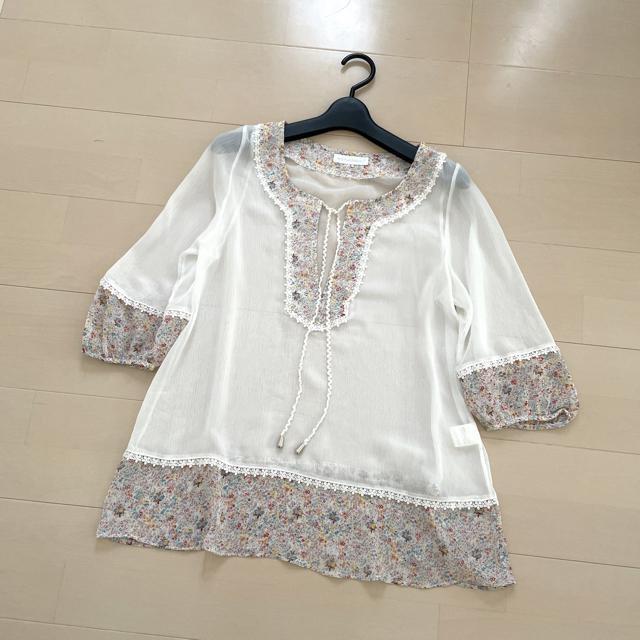 未使用 earth music&ecology 花柄レース切替 シフォンブラウス < ブランド  未使用 earth music&ecology 花柄レース切替 シフォンブラウス  < ブランドの