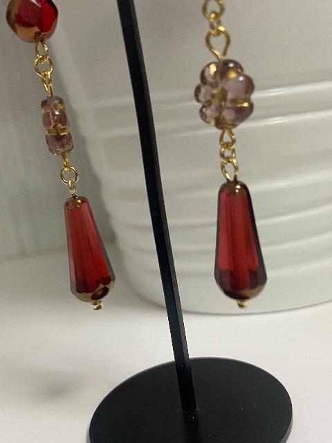 ハンドメイド チェコビーズとチェコドロップを使用したイヤリング  < 女性ファッション  ハンドメイド チェコビーズとチェコドロップを使用したイヤリング  < 女性ファッションの