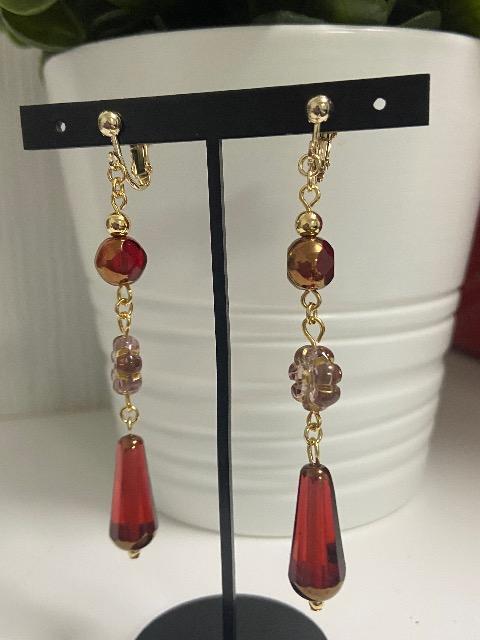 ハンドメイド チェコビーズとチェコドロップを使用したイヤリング  < 女性ファッション  ハンドメイド チェコビーズとチェコドロップを使用したイヤリング  < 女性ファッションの