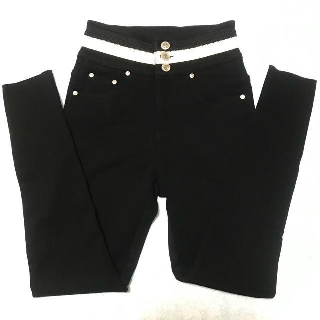 正規品 シャネル CoCoボタン スリムパンツ ブラック/ホワイト S < ブランド  正規品 シャネル CoCoボタン スリムパンツ ブラック/ホワイト S  < ブランドの