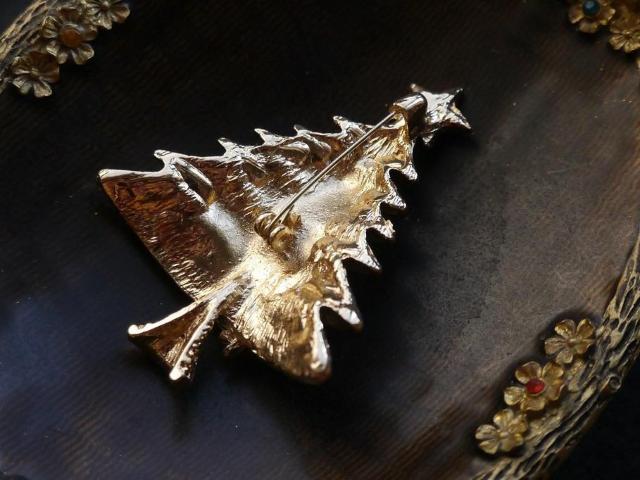 新品アンティーク調クリスマスツリーブローチ  < 女性アクセサリー/時計  新品アンティーク調クリスマスツリーブローチ  < 女性アクセサリー/時計の