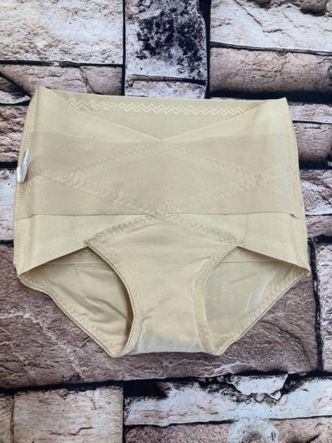 送料無料!【ベージュ2枚組】クロス仕様のゴムベルトで骨盤をしっかりサポート!ベルト付きショーツガードル < 女性ファッション  送料無料!【ベージュ2枚組】クロス仕様のゴムベルトで骨盤をしっかりサポート!ベルト付きショーツガードル < 女性ファッションの