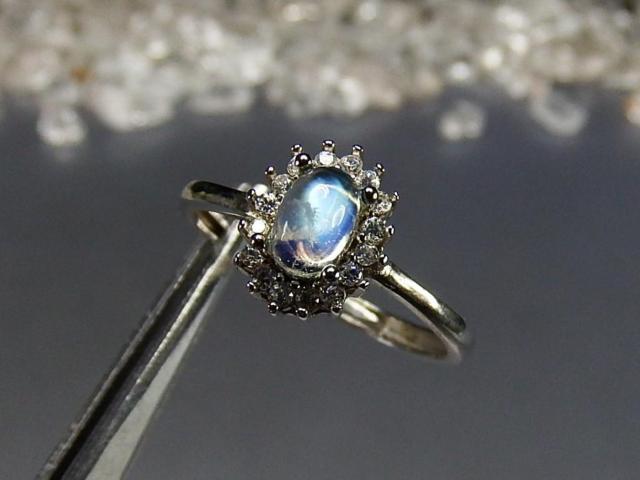 一点物ブルームーンストーン銀925リング天然石約17号指輪U0604RYZa < 女性アクセサリー/時計  一点物ブルームーンストーン銀925リング天然石約17号指輪U0604RYZa < 女性アクセサリー/時計の