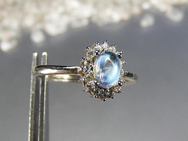 一点物ブルームーンストーン銀925リング天然石約17号指輪U0604RYZa < 女性アクセサリー/時計  一点物ブルームーンストーン銀925リング天然石約17号指輪U0604RYZa < 女性アクセサリー/時計の