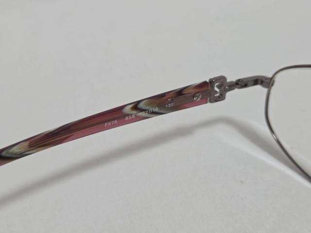 正規レア フェンディ Fロゴ グラマラス メタルフレームアイウェア ピンク系 ズッカF 石 アイコン 男女兼用 サングラス○眼鏡 < ブランド  正規レア フェンディ Fロゴ グラマラス メタルフレームアイウェア ピンク系 ズッカF 石 アイコン 男女兼用 サングラス○眼鏡 < ブランドの