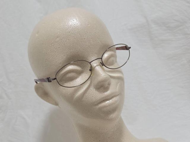 正規レア フェンディ Fロゴ グラマラス メタルフレームアイウェア ピンク系 ズッカF 石 アイコン 男女兼用 サングラス○眼鏡 < ブランド  正規レア フェンディ Fロゴ グラマラス メタルフレームアイウェア ピンク系 ズッカF 石 アイコン 男女兼用 サングラス○眼鏡 < ブランドの