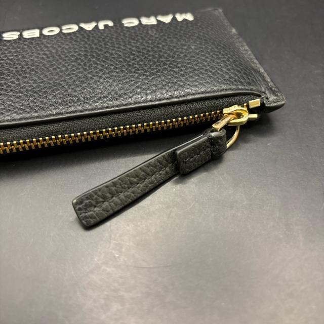 ���� MARC JACOBS �}�[�N�W�F�C�R�u�X �t���O�����g�P�[�X �u���b�N �� �u�����h�� 