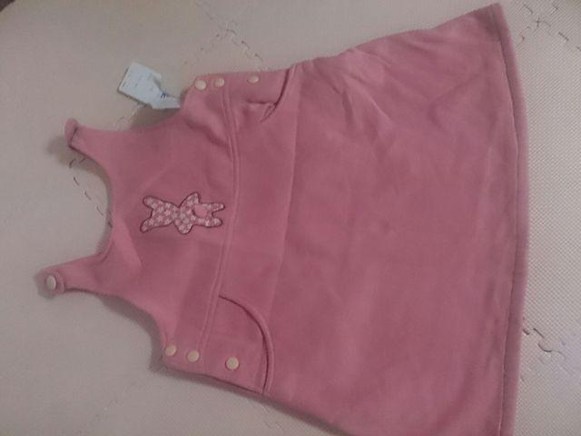 130 裏起毛 ピンクのジャンパースカート 新品 < キッズ/ベビー 130 裏起毛 ピンクのジャンパースカート 新品 < キッズ/ベビーの