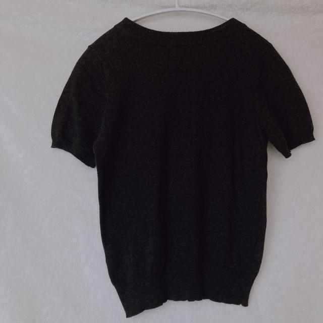 GU ジーユー 半袖 サマーニット S 黒パールスタッツ付き ダークグレー N2m < ブランド  GU ジーユー 半袖 サマーニット S 黒パールスタッツ付き ダークグレー N2m < ブランドの