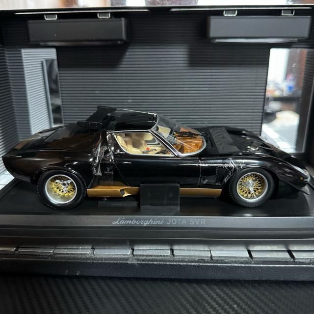 絶版未展示品 京商 1/18 ランボルギーニ イオタ SVR ブラック < ホビー  絶版未展示品 京商 1/18 ランボルギーニ イオタ SVR ブラック < ホビーの