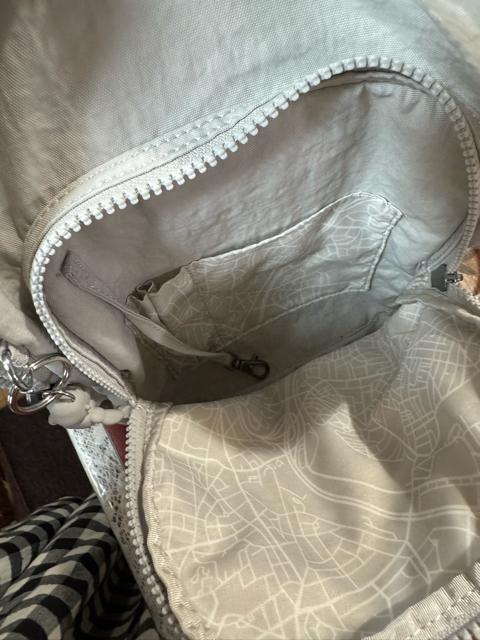 ӂ߂āKIPLINGbNEobNpbNɔii`nZbgAbv1000~X^[g