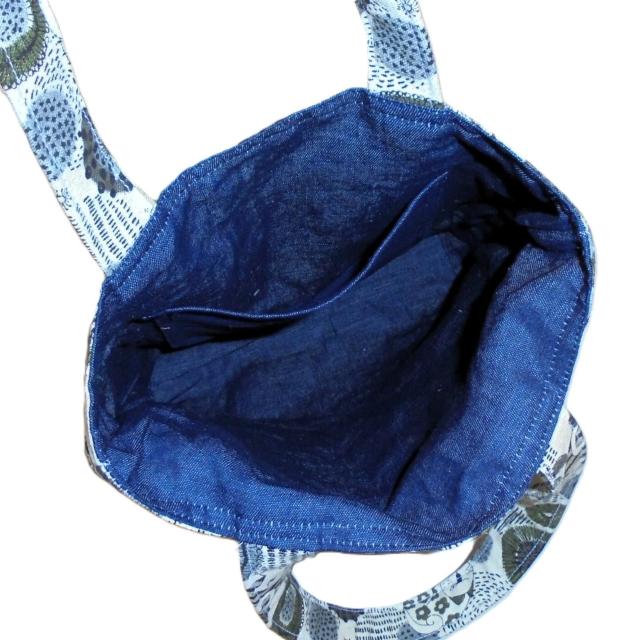 ◆スクエアベーシックトートバッグ◆北欧◆まんまる猫と花◆グレー系 < 女性ファッション ◆スクエアベーシックトートバッグ◆北欧◆まんまる猫と花◆グレー系 < 女性ファッションの