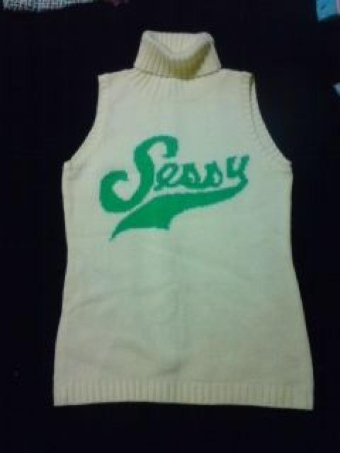 ノースリーブタートルニット新品アゲハ激安 < 女性ファッション ノースリーブタートルニット新品アゲハ激安 < 女性ファッションの