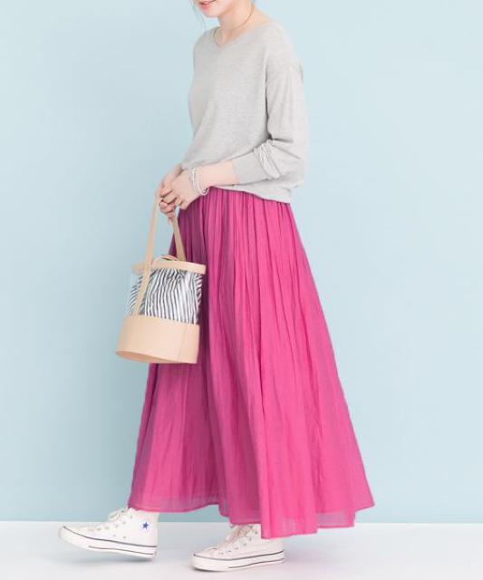 定価12,100円●URBAN RESEARCH●コットンシルクギャザースカート●ピンク < ブランド  定価12,100円●URBAN RESEARCH●コットンシルクギャザースカート●ピンク < ブランドの