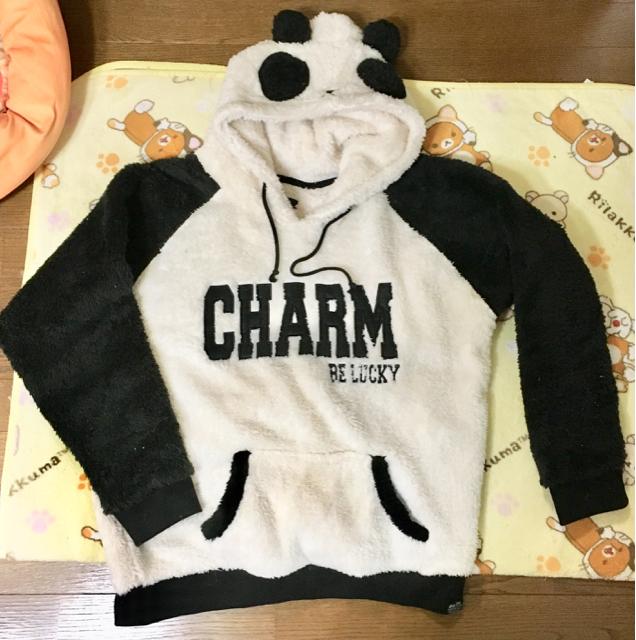 パンダ&ロゴワッペンシャギーボアプルオーバー < 女性ファッション パンダ&ロゴワッペンシャギーボアプルオーバー < 女性ファッションの