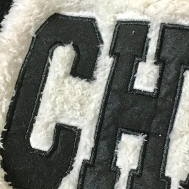 パンダ&ロゴワッペンシャギーボアプルオーバー < 女性ファッション パンダ&ロゴワッペンシャギーボアプルオーバー < 女性ファッションの