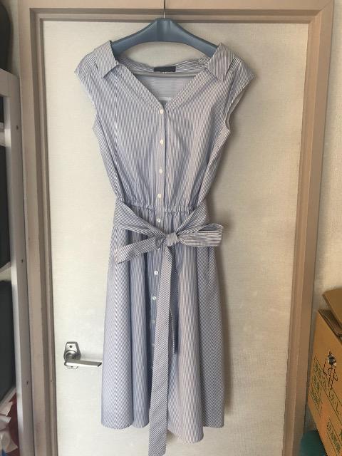 美品ジャスグリッティー 衿付シャツワンピース < ブランド  美品ジャスグリッティー 衿付シャツワンピース  < ブランドの