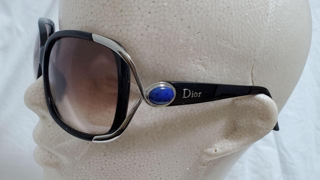 正規 レア Dior ロゴ メタルアイライン ジュエリーサングラス 黒 茶 青 ラピス 大粒1PストーンL ビッグレンズアイウェア < ブランド  正規 レア Dior ロゴ メタルアイライン ジュエリーサングラス 黒 茶 青 ラピス 大粒1PストーンL ビッグレンズアイウェア < ブランドの