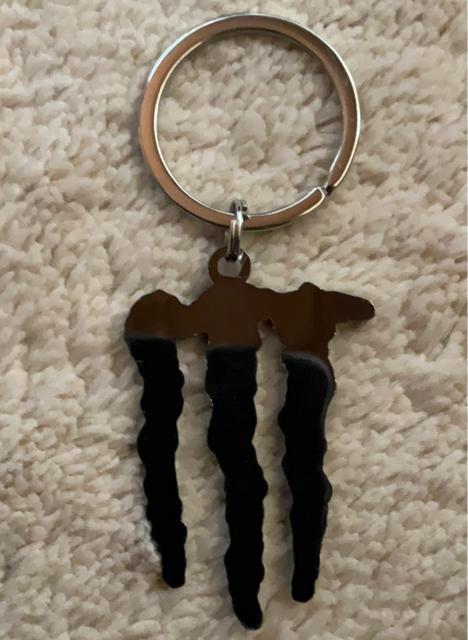 モンスターエナジー キーホルダー < 男性ファッション モンスターエナジー キーホルダー < 男性ファッションの