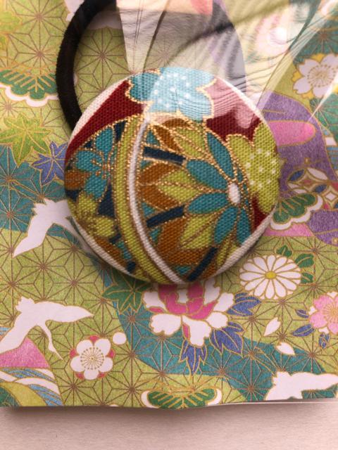 ハンドメイド ヘアゴム 特大 くるみボタン 和柄 < 女性ファッション  ハンドメイド ヘアゴム 特大 くるみボタン 和柄 < 女性ファッションの