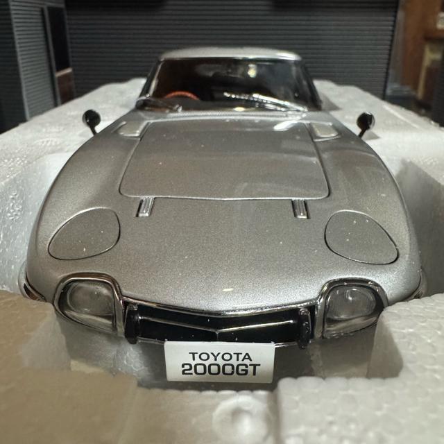 絶版未展示品 オートアート 1/18 トヨタ 2000 GT クーペ シルバー < ホビー  絶版未展示品 オートアート 1/18 トヨタ 2000 GT クーペ シルバー < ホビーの