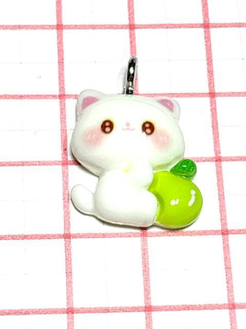 938 白猫と青リンゴシリーズ 樹脂パーツ アクセサリーチャーム ねこネコ 動物 < ペット/手芸/園芸 938 白猫と青リンゴシリーズ 樹脂パーツ アクセサリーチャーム ねこネコ 動物 < ペット/手芸/園芸の