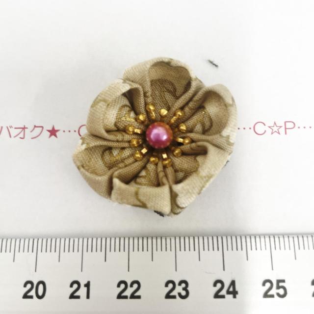 10*ハンドメイド♪つまみ細工風お花モチーフ 3 < 女性ファッション 10*ハンドメイド♪つまみ細工風お花モチーフ 3 < 女性ファッションの