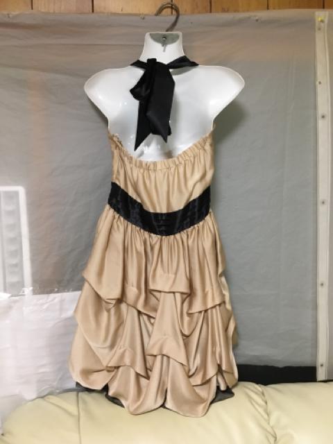 ◆シャンパンゴールドのサテンドレス11号 < 女性ファッション  ◆シャンパンゴールドのサテンドレス11号 < 女性ファッションの
